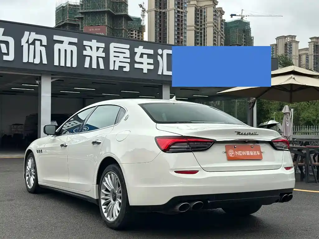 Maserati Quattroporte 2015 — фото 17