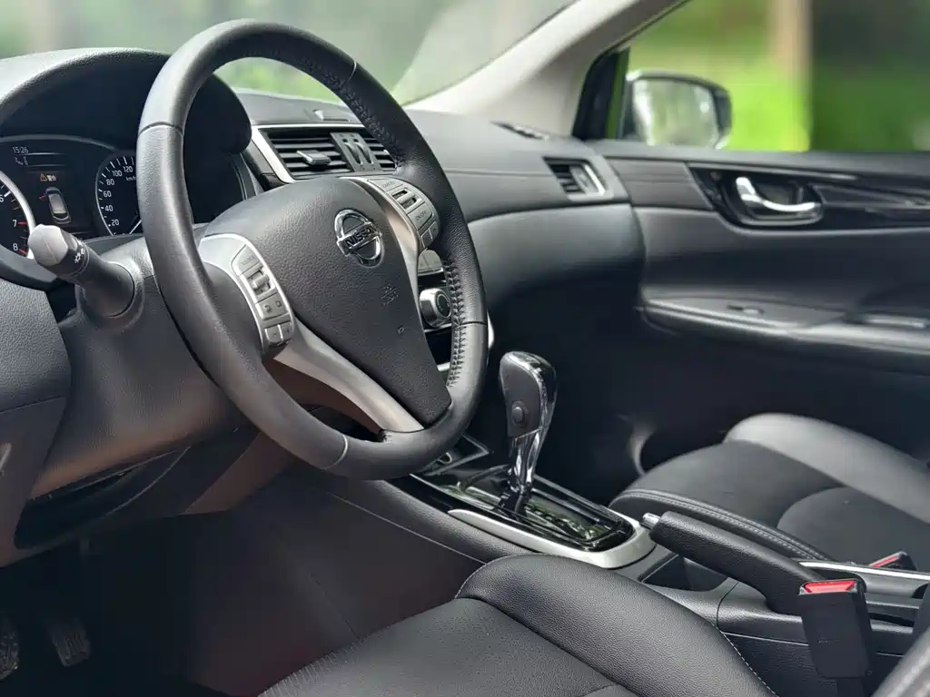 Nissan Tiida 2020