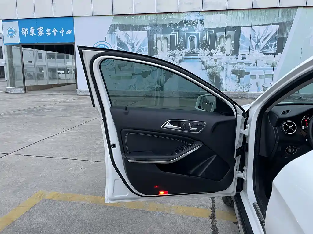 Mercedes-Benz GLA 2019 — фото 11