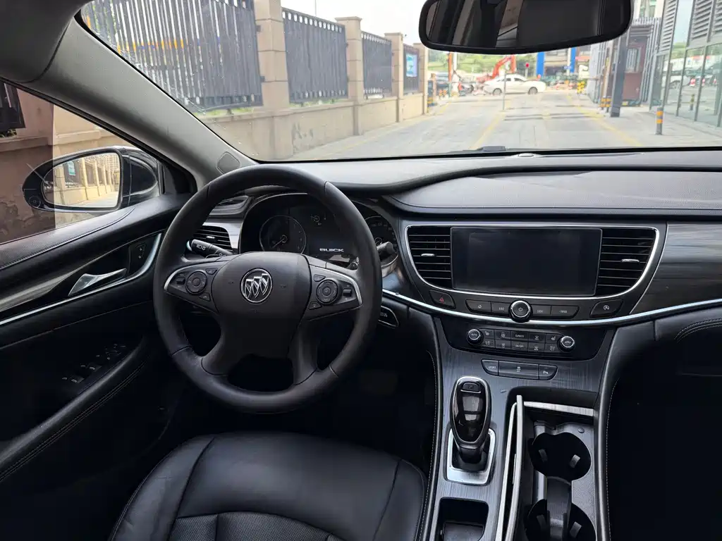 Buick LaCrosse 2019 — фото 14