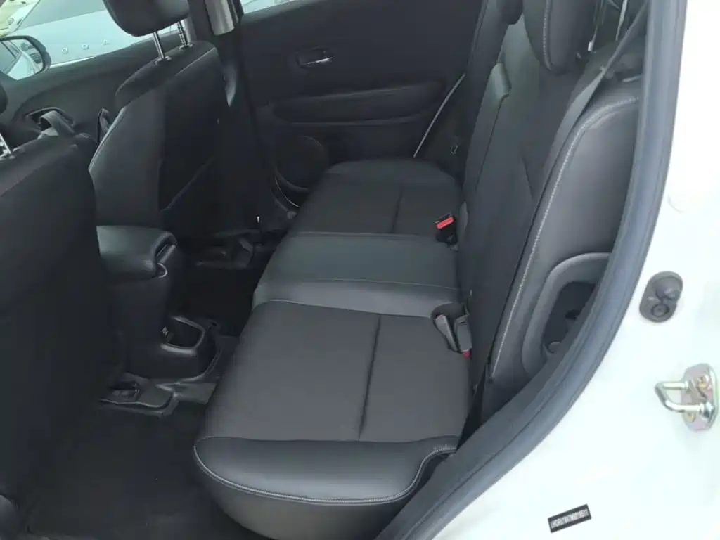 Honda Vezel 2021 — фото 17