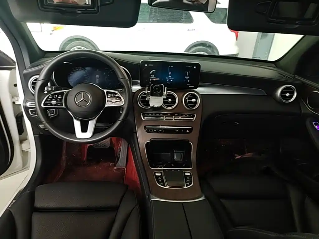 Mercedes-Benz GLC 2022 — фото 10
