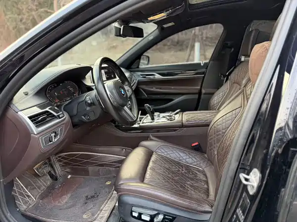BMW 7 Series 2021