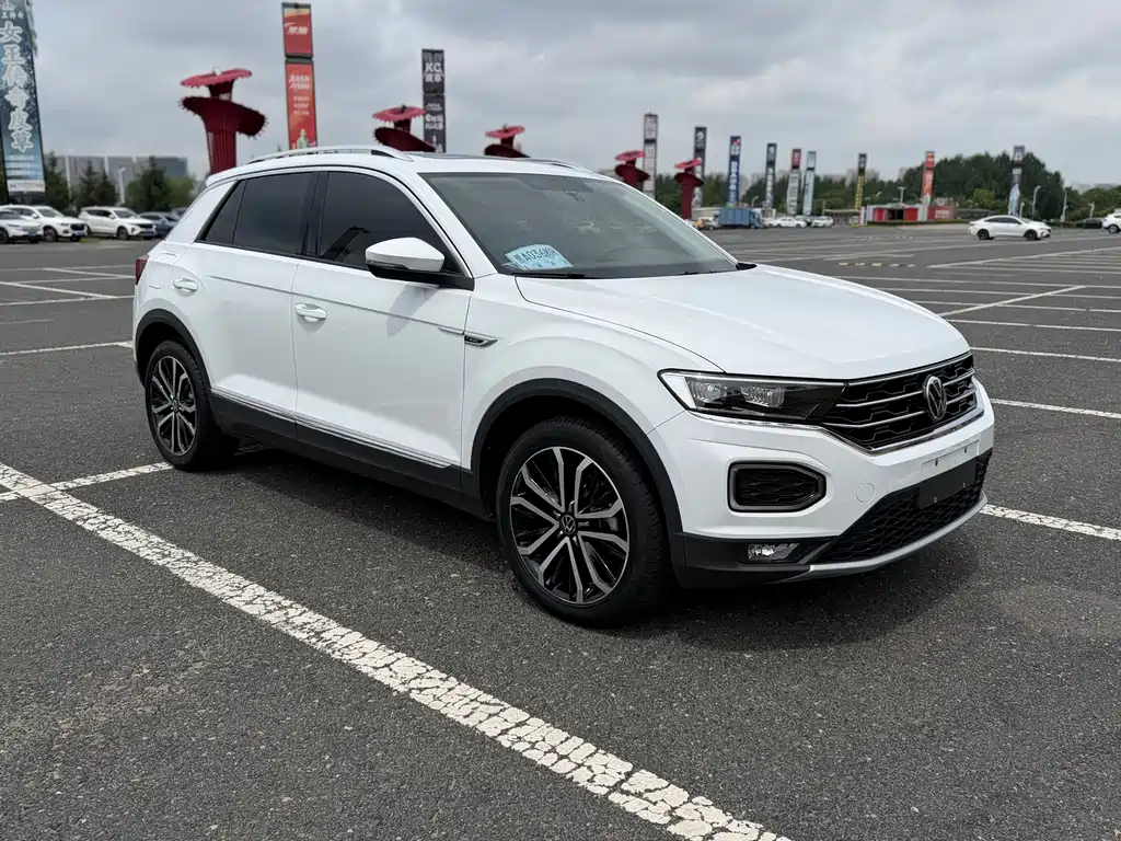 Volkswagen T-Roc 2021 — фото 3