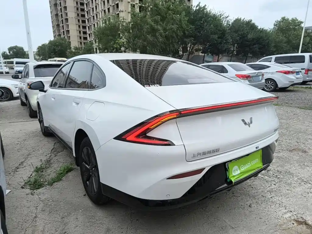 Wuling Starlight 2024