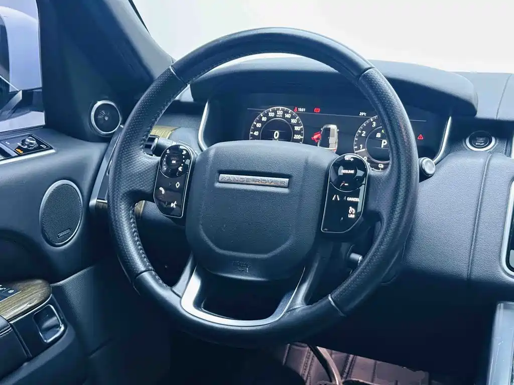 Land Rover Sport PHEV 2019 — фото 11