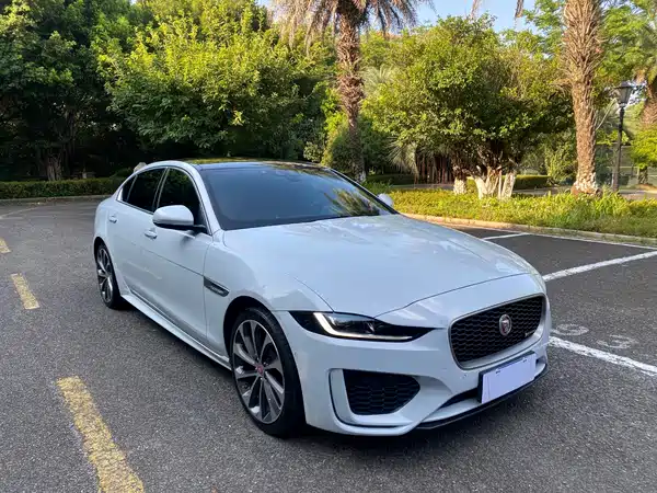 Jaguar XEL 2020