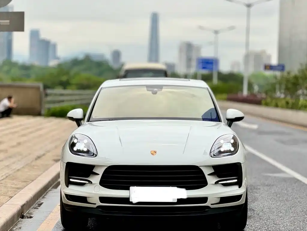 Porsche Macan 2021 — фото 2