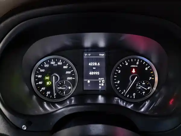 Mercedes-Benz Vito 2024