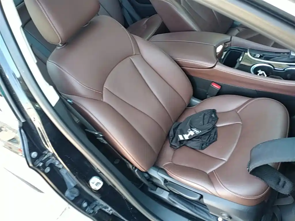 Buick Envision Plus 2021 — фото 25
