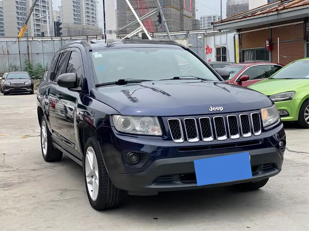 Jeep Compass 2013 — фото 3