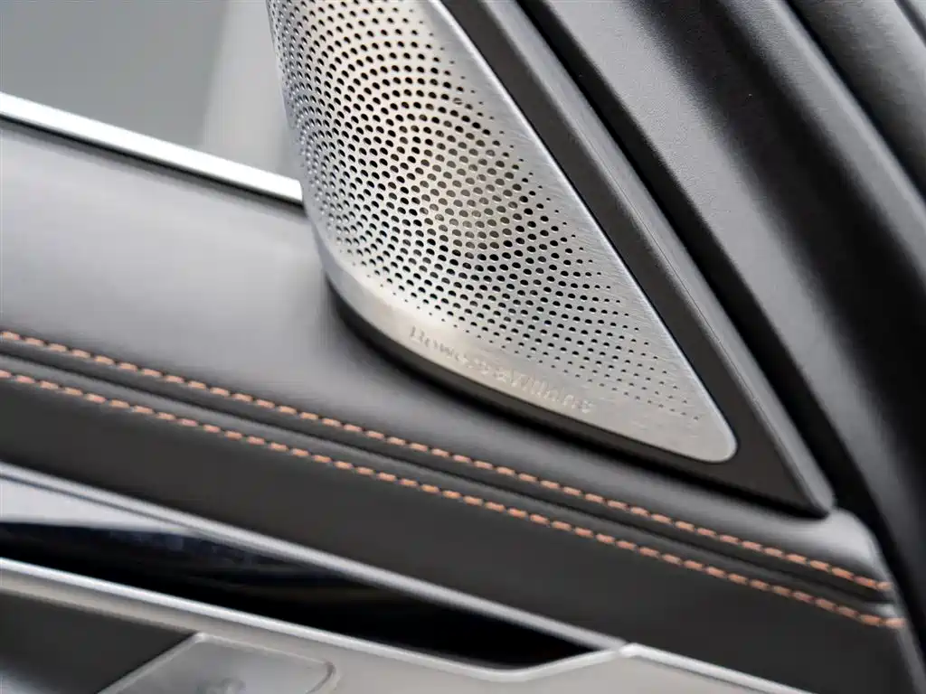 BMW 7 Series 2021 — фото 8