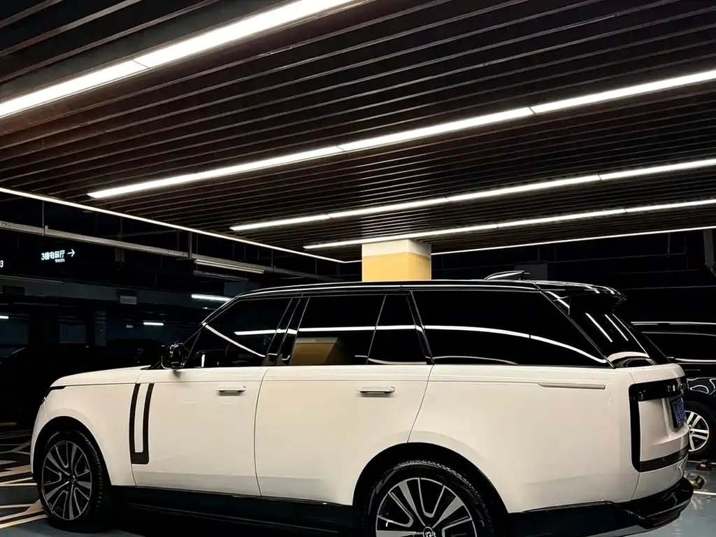 Land Rover Range Rover 2024