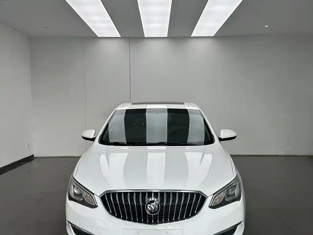 Buick Excelle 2015 — фото 2