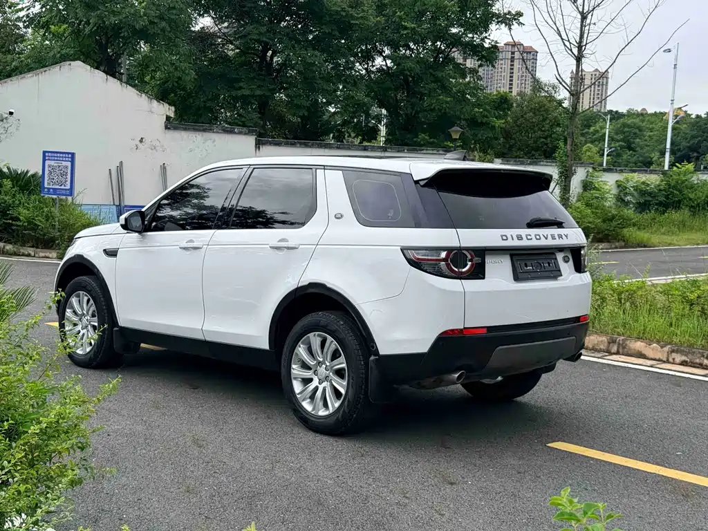 Land Rover Discovery Sport 2019 — фото 7