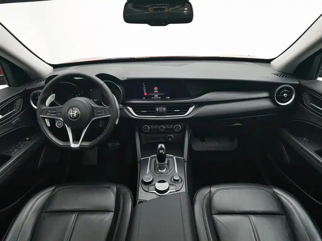 Alfa Romeo Stelvio 2019 — фото 5