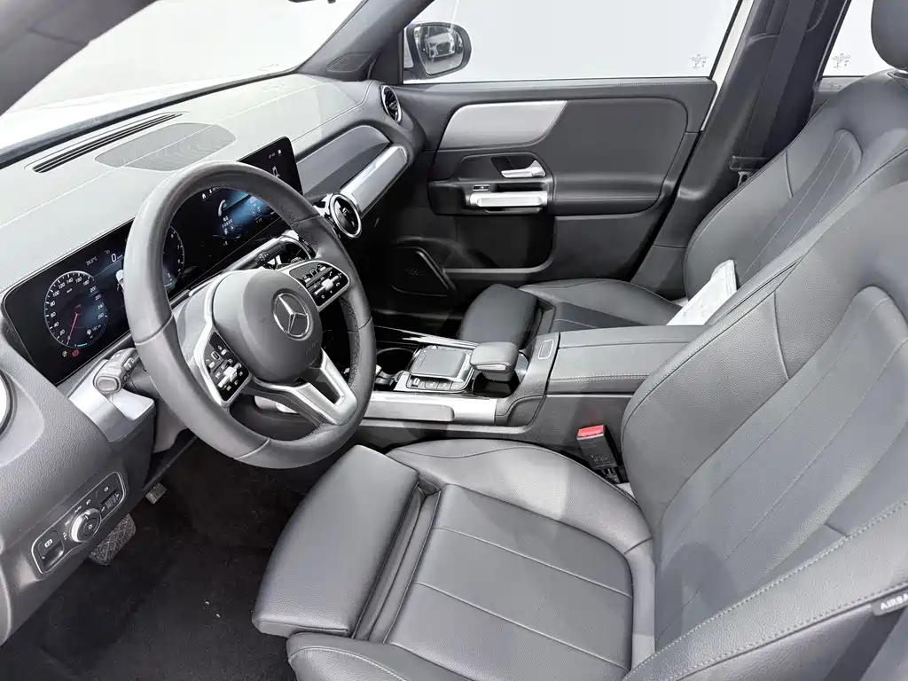 Mercedes-Benz GLB 2022 — фото 13