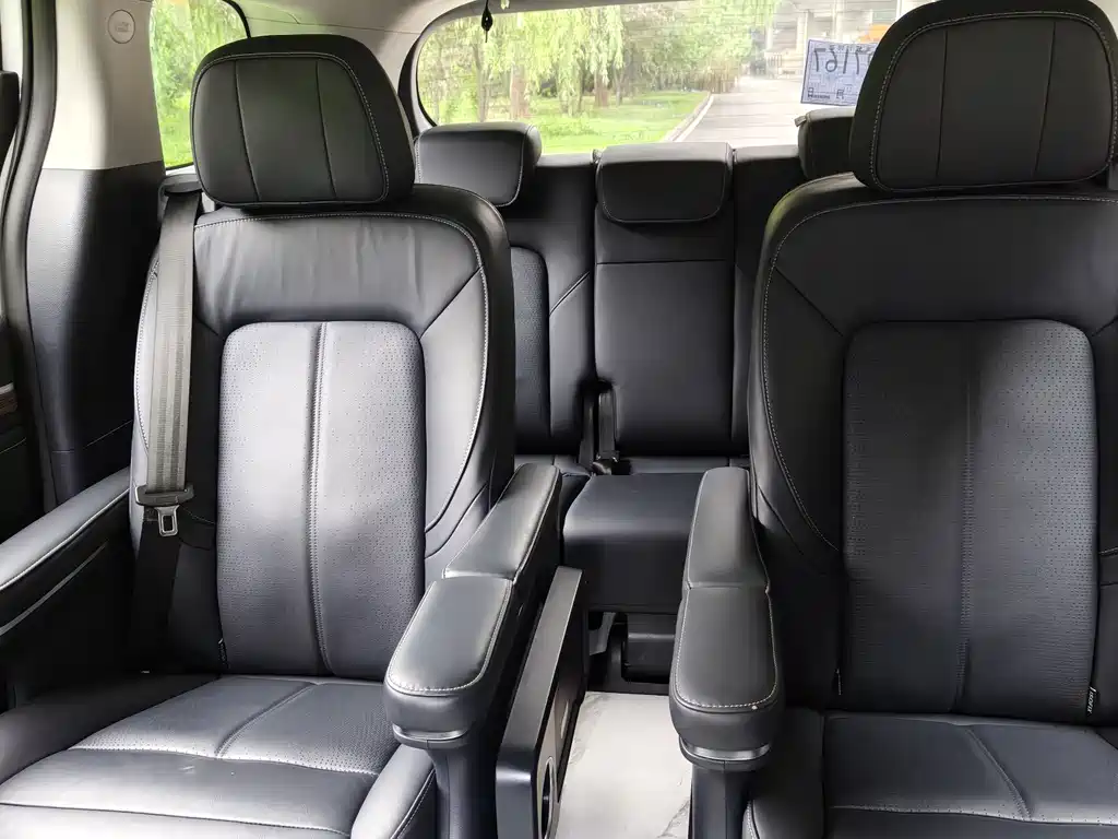 GAC Motor Trumpchi M8 2022 — фото 16