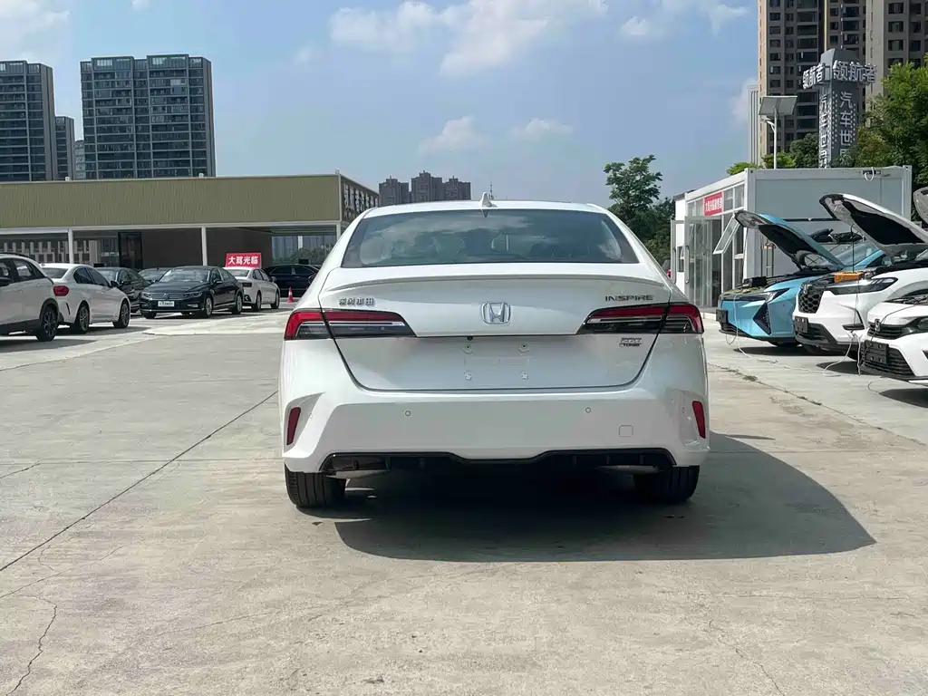Honda Inspire — фото 5