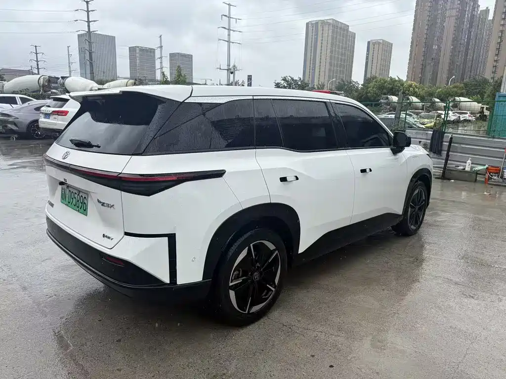Toyota bZ3X 2025