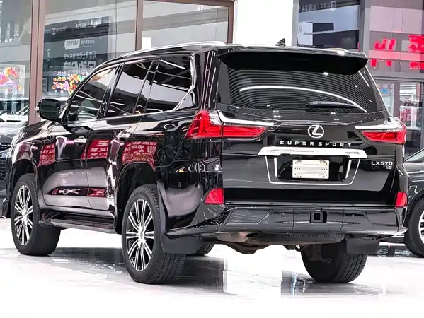 Lexus LX 2020