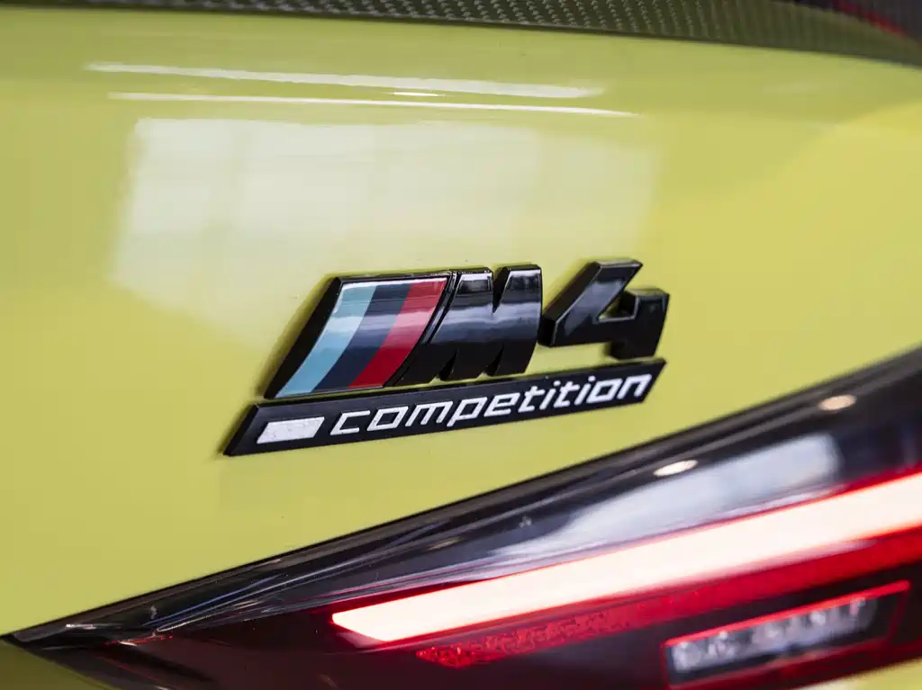 BMW M4 2023 — фото 10