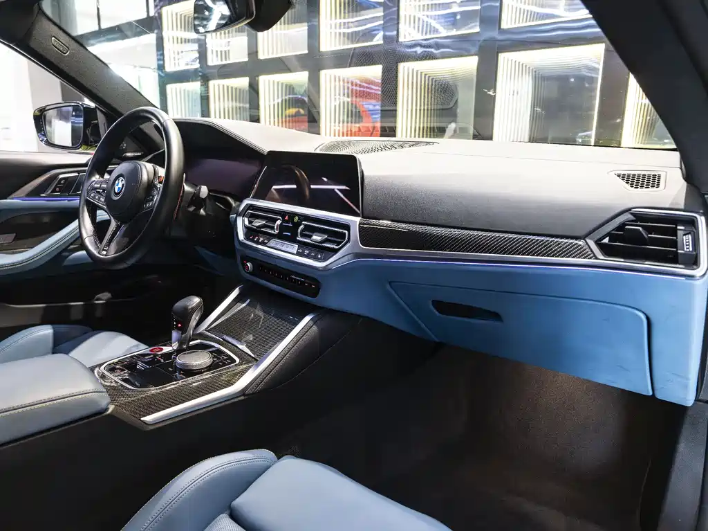 BMW M4 2023 — фото 16