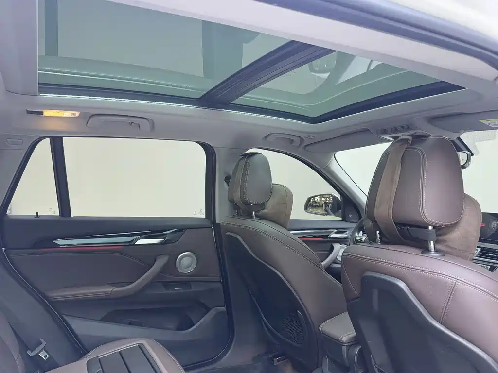 BMW X1 2022 — фото 13