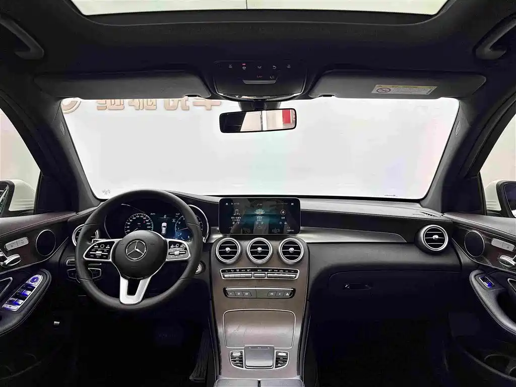 Mercedes-Benz GLC 2020 — фото 8