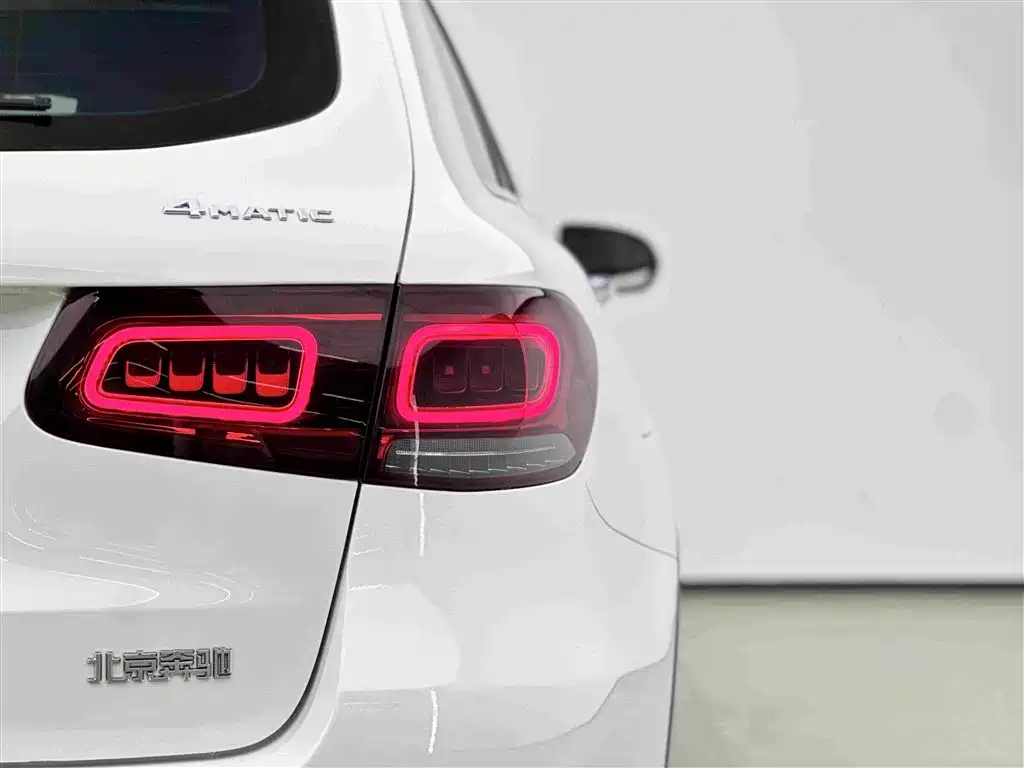 Mercedes-Benz GLC 2020 — фото 16