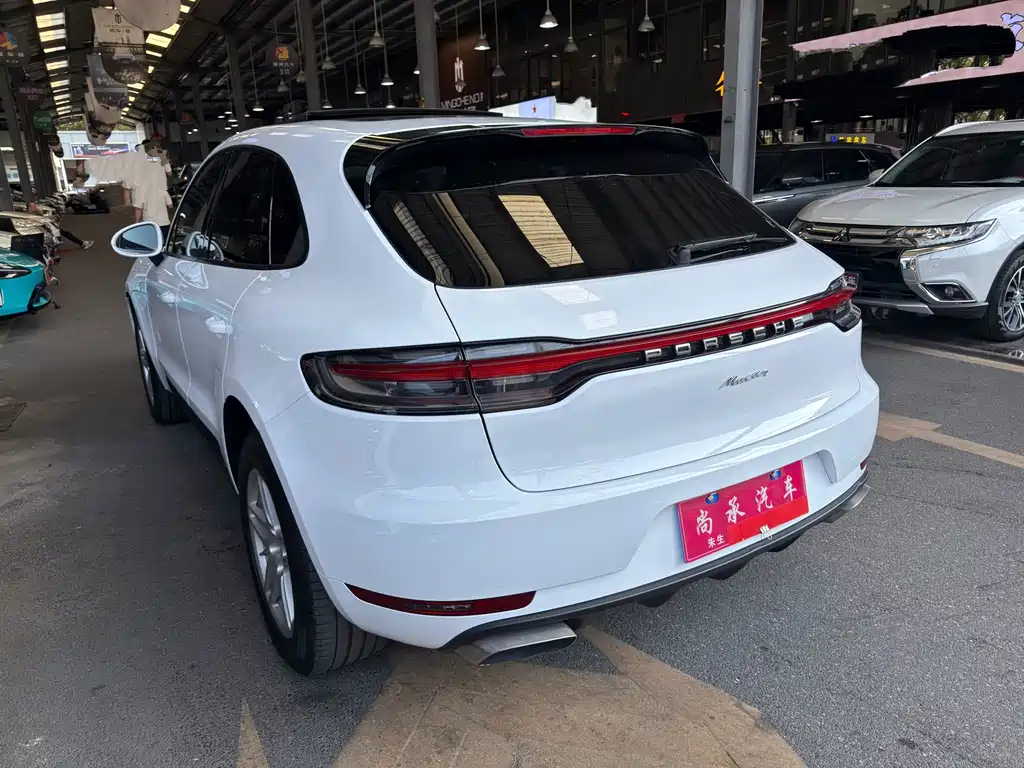 Porsche Macan 2020 — фото 4