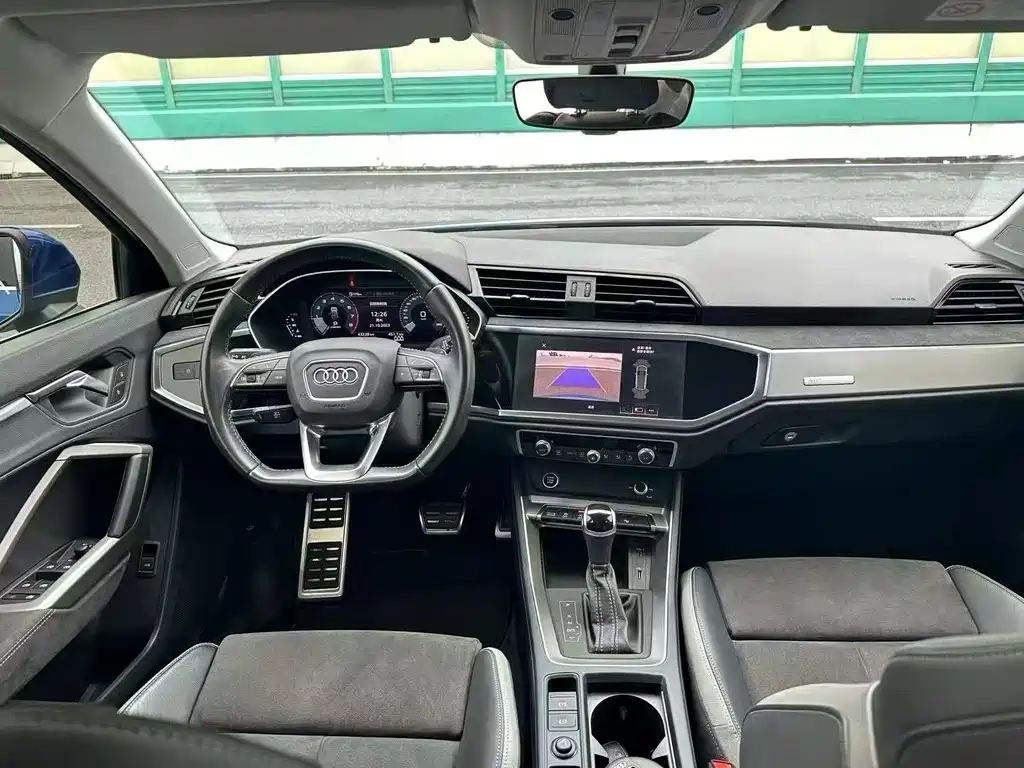 Audi Q3 2021