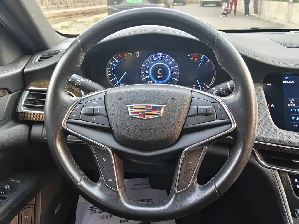 Cadillac CT6 2018 — фото 17