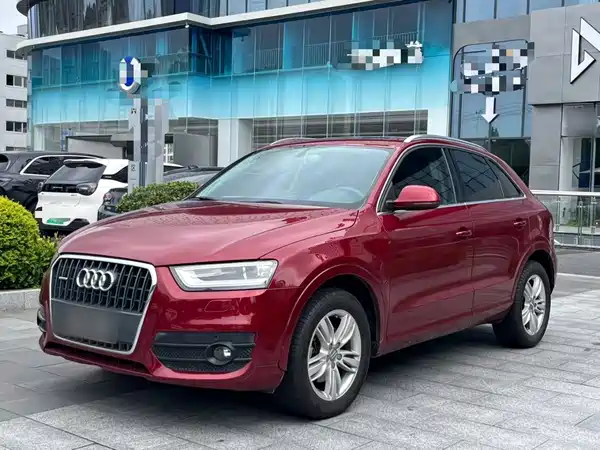 Audi Q3 2015