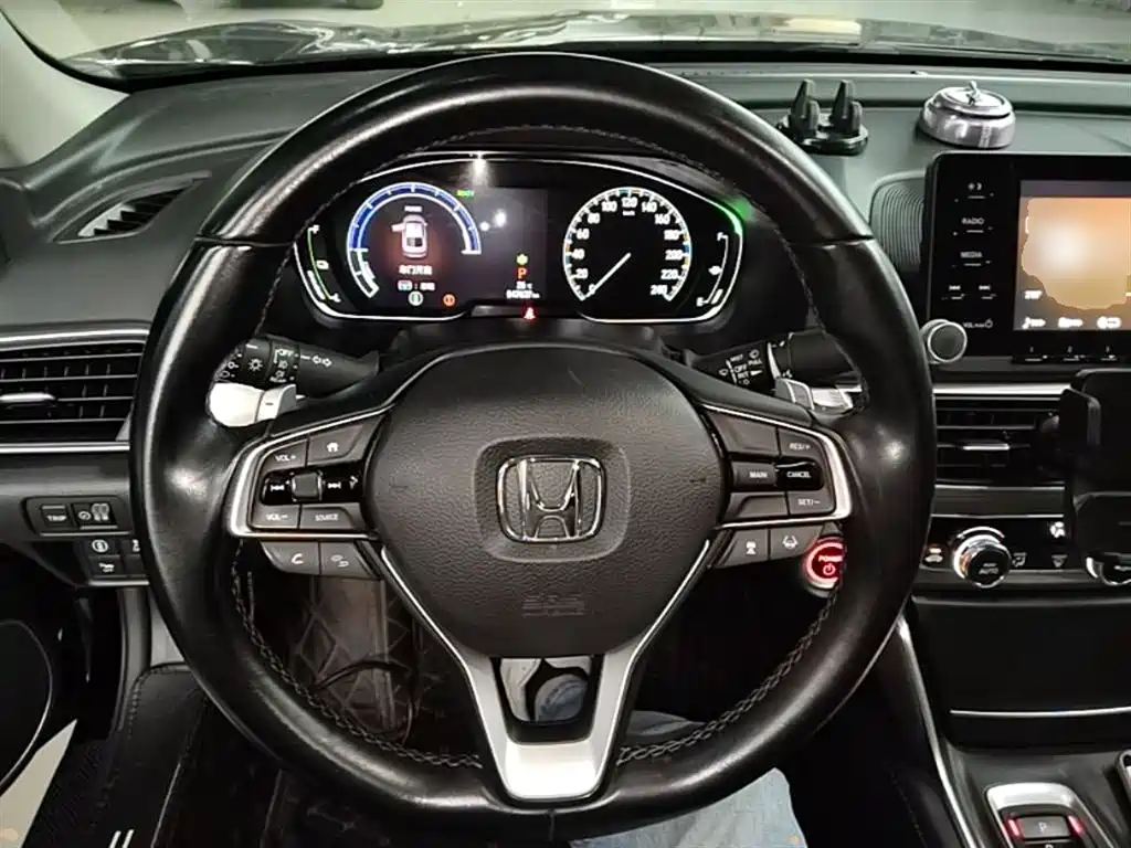 Honda Accord 2020 — фото 11