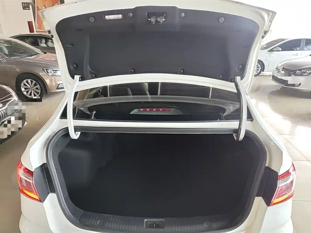 Changan Eado DT 2020 — фото 19