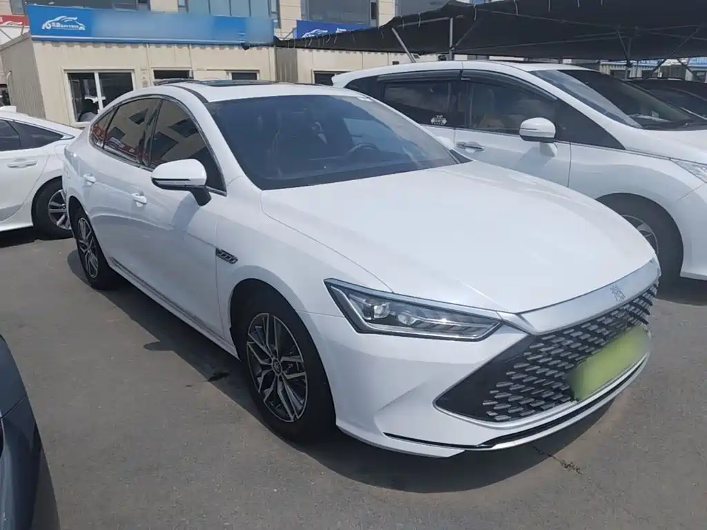 BYD Qin PLUS 2022 — фото 4