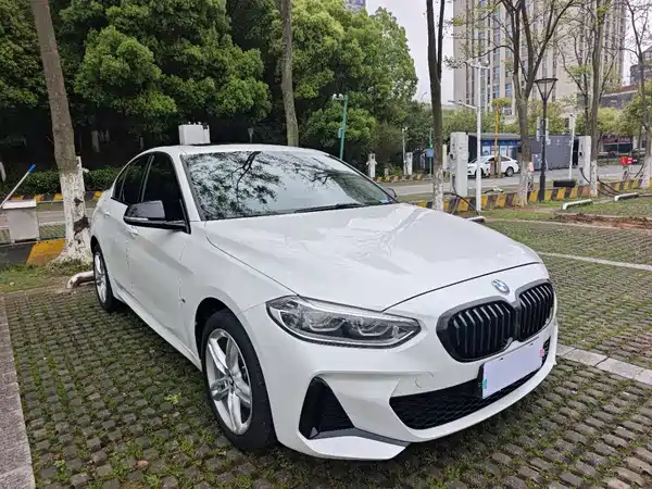 BMW 1 Series 2022
