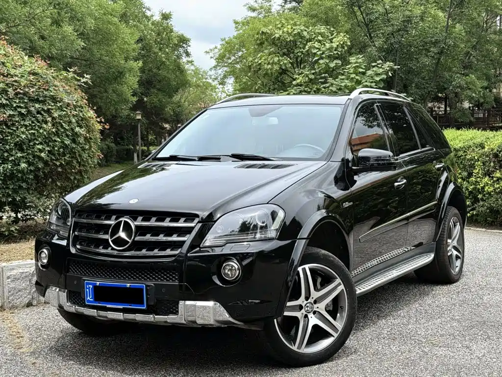 Mercedes-Benz M-Class AMG 2011 — фото 1