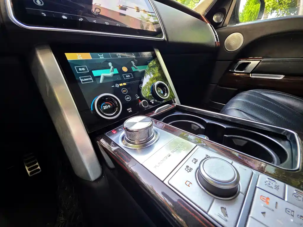 Land Rover Range Rover 2015 — фото 14