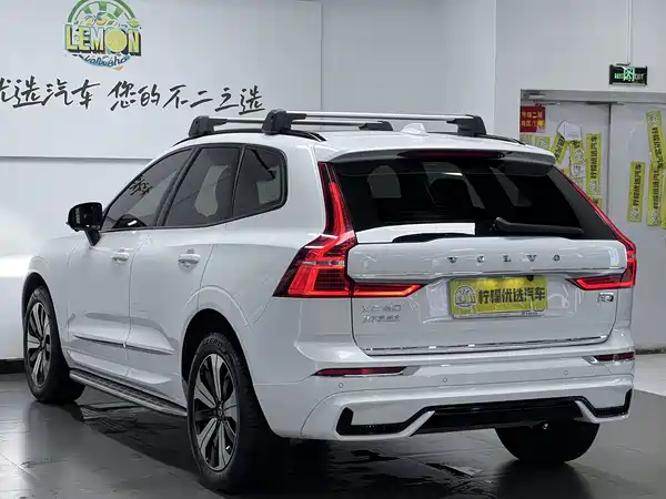 Volvo XC60 2024