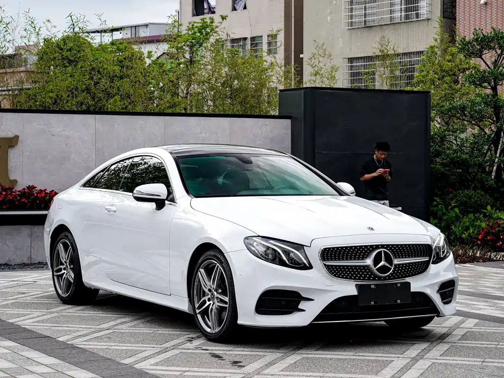 Mercedes-Benz E-Class 2019 — фото 4