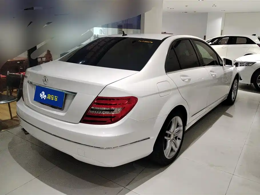 Mercedes-Benz C-Class 2013 — фото 3