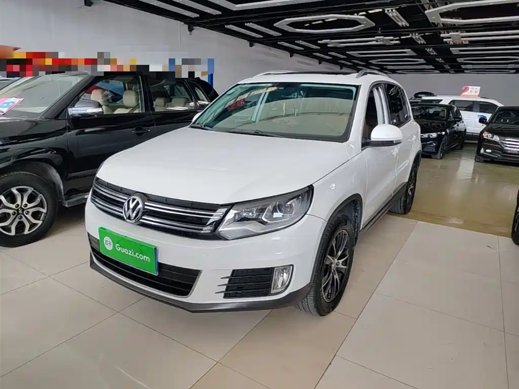 Volkswagen Tiguan 2016 — фото 1