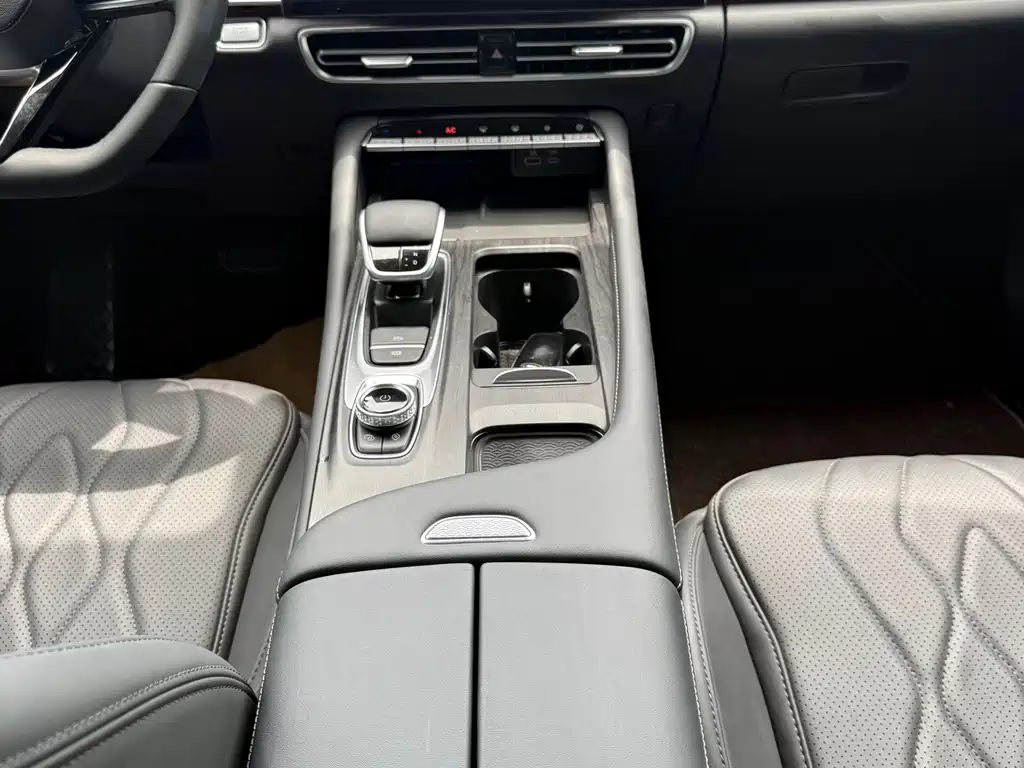 Chery Arrizo 8 PRO 2025 — фото 13