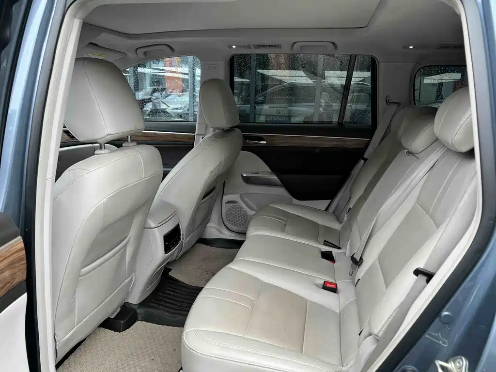 GAC Motor Trumpchi GS8 2018 — фото 6
