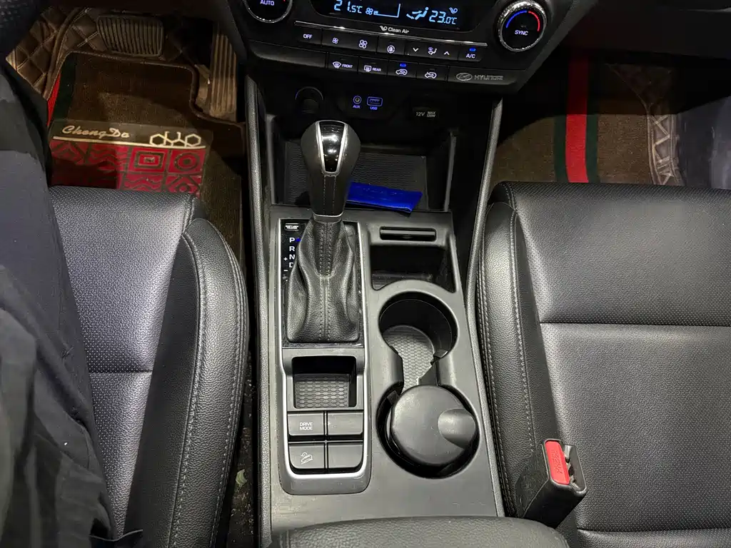 Hyundai Tucson 2018 — фото 16