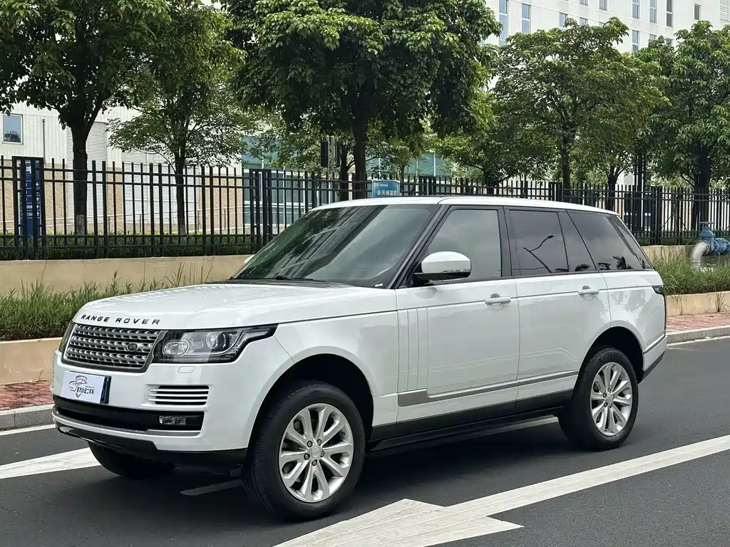 Land Rover Range Rover 2014 — фото 1