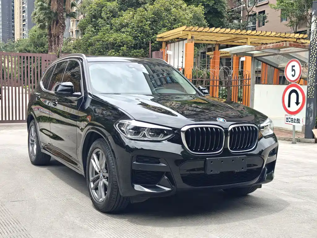 BMW X3 2021 — фото 3