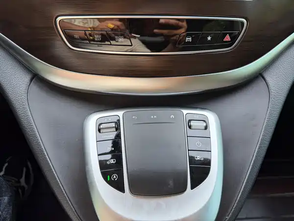 Mercedes-Benz V-Class 2021